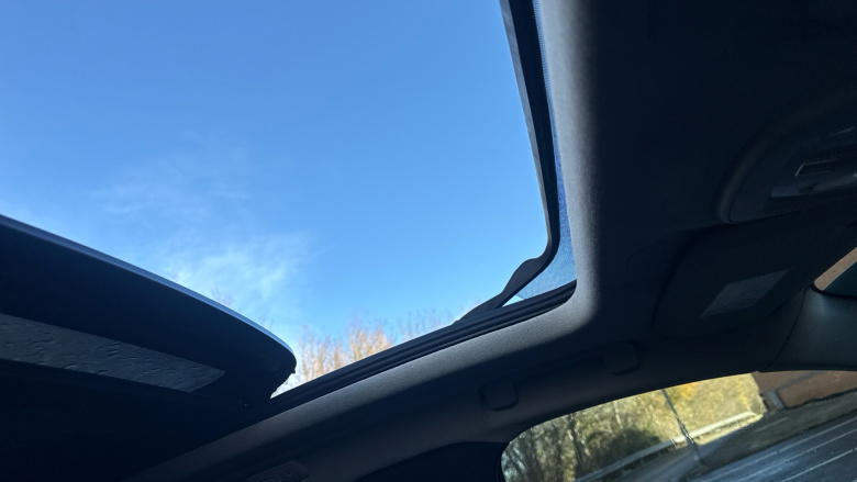 Volvo XC40 2.0 B4P Ultra Dark 5dr Auto Petrol Estate